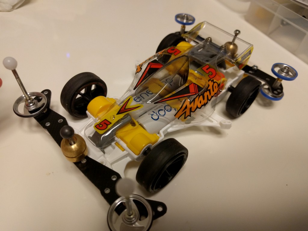 みーまページです。 ミニ四駆アバンテjr クリアボディ塗ってみた – TEAM MISSILE